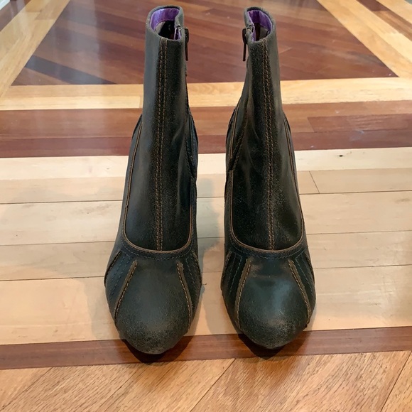 Kenzie green bootie - Picture 1 of 4